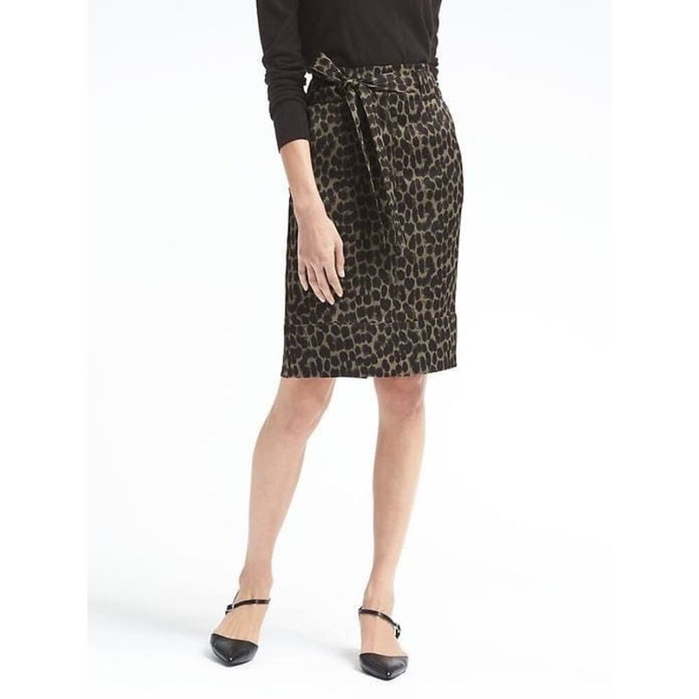 Banana Republic Skirt sz 12 Animal Print Tie-Waist Skirt
